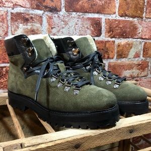 New Urban Outfitters shoes (olive)